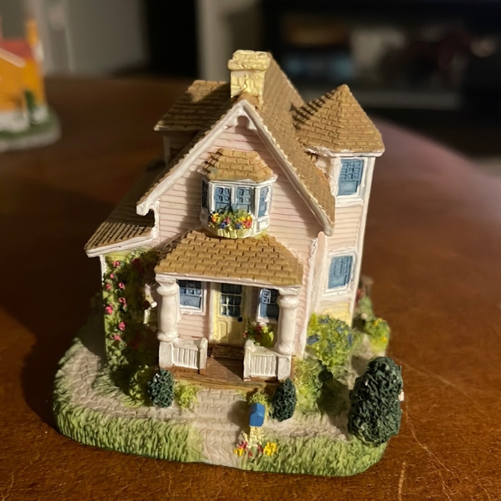 Home of Artist Anabelle Phillips